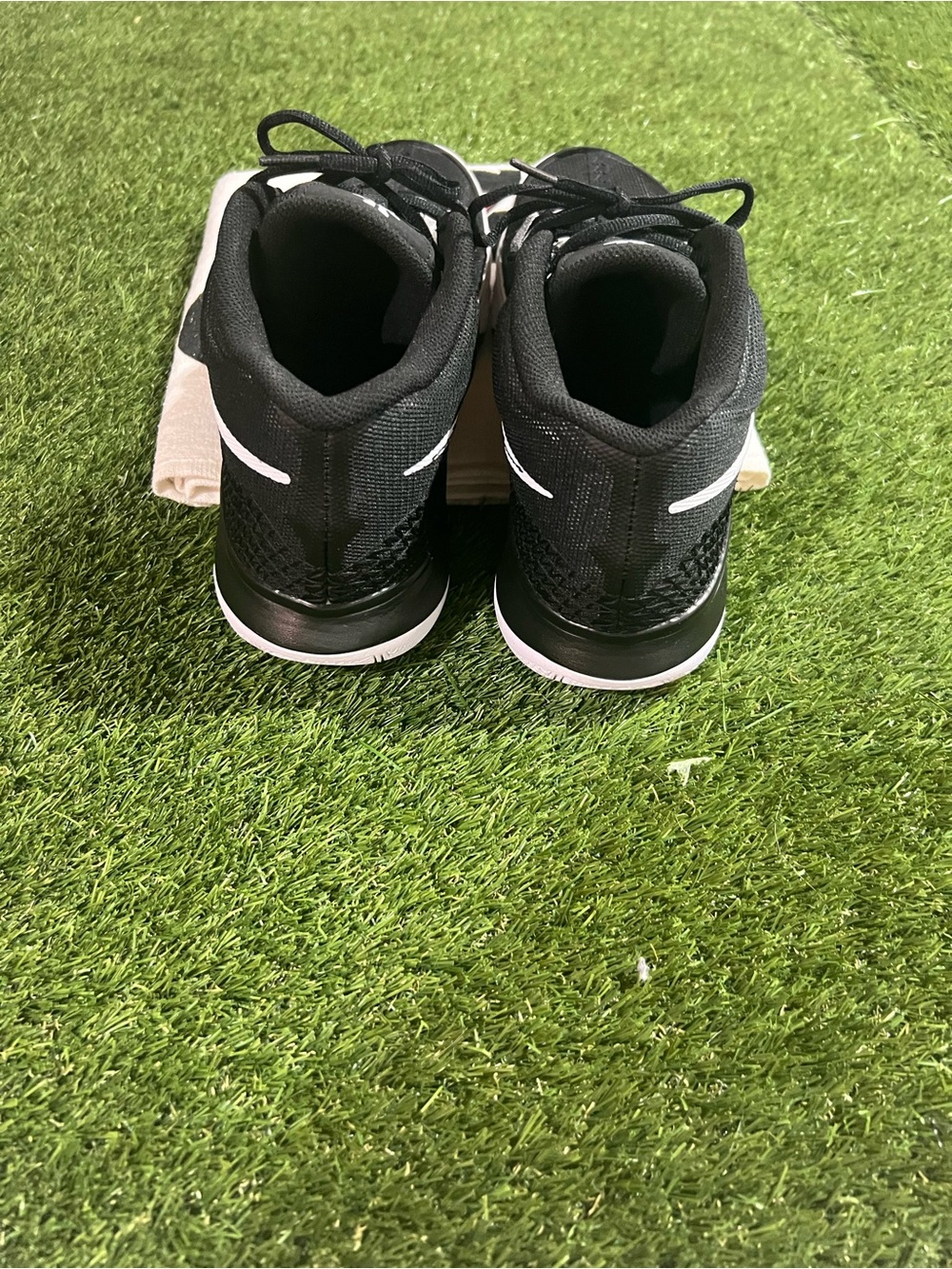 Nike Kyrie flytrap 6 - Picture 5 of 6